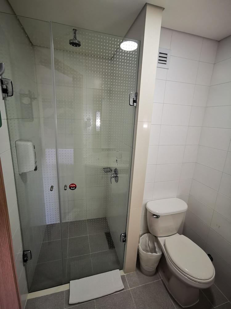 Ibis Medellin Ξενοδοχείο Εξωτερικό φωτογραφία