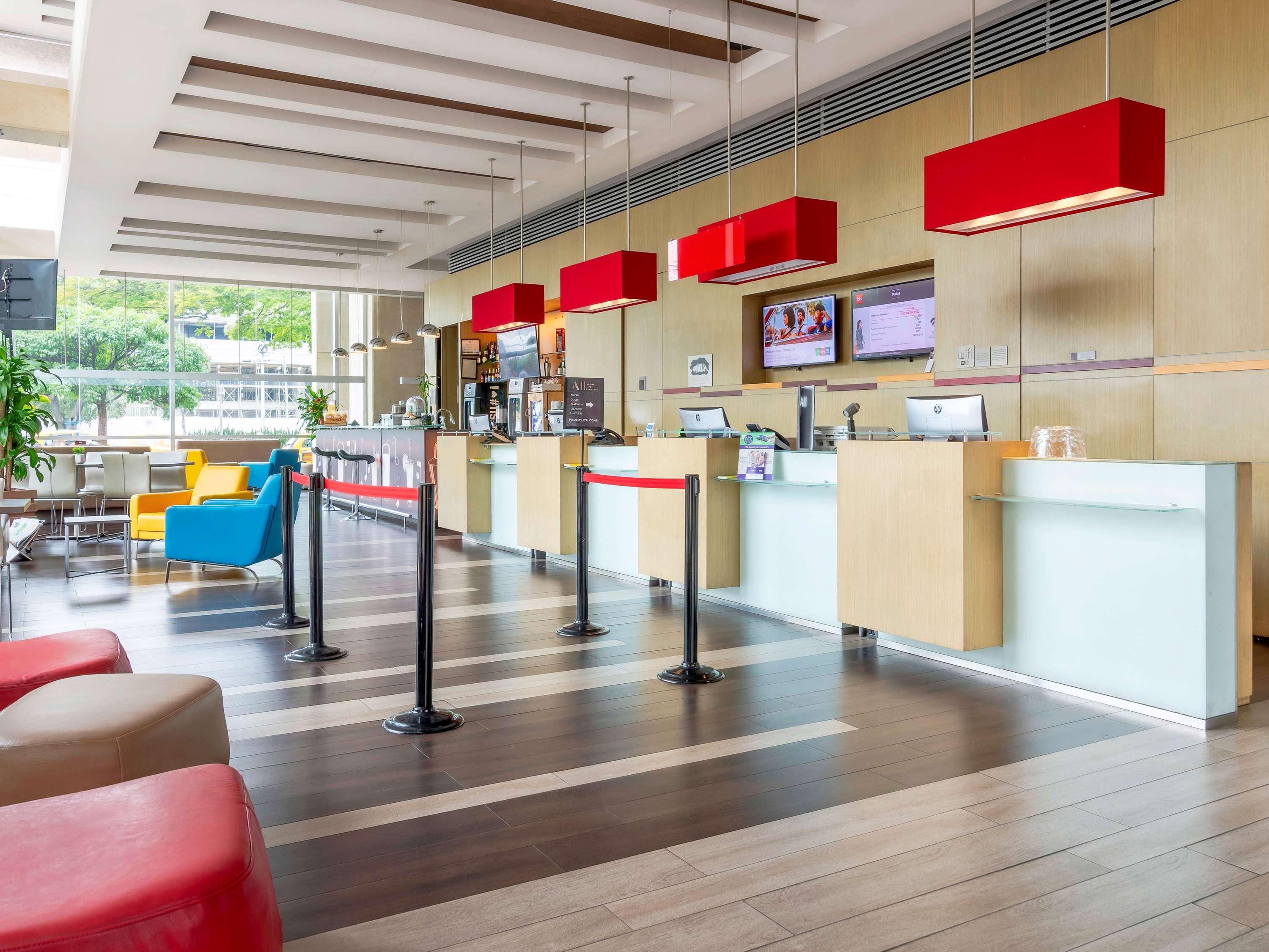 Ibis Medellin Ξενοδοχείο Εξωτερικό φωτογραφία