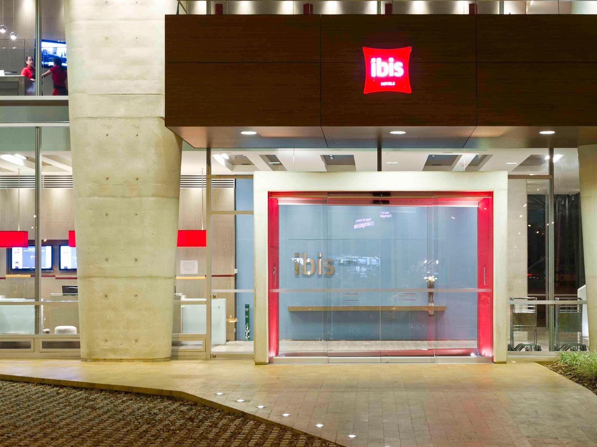 Ibis Medellin Ξενοδοχείο Εξωτερικό φωτογραφία