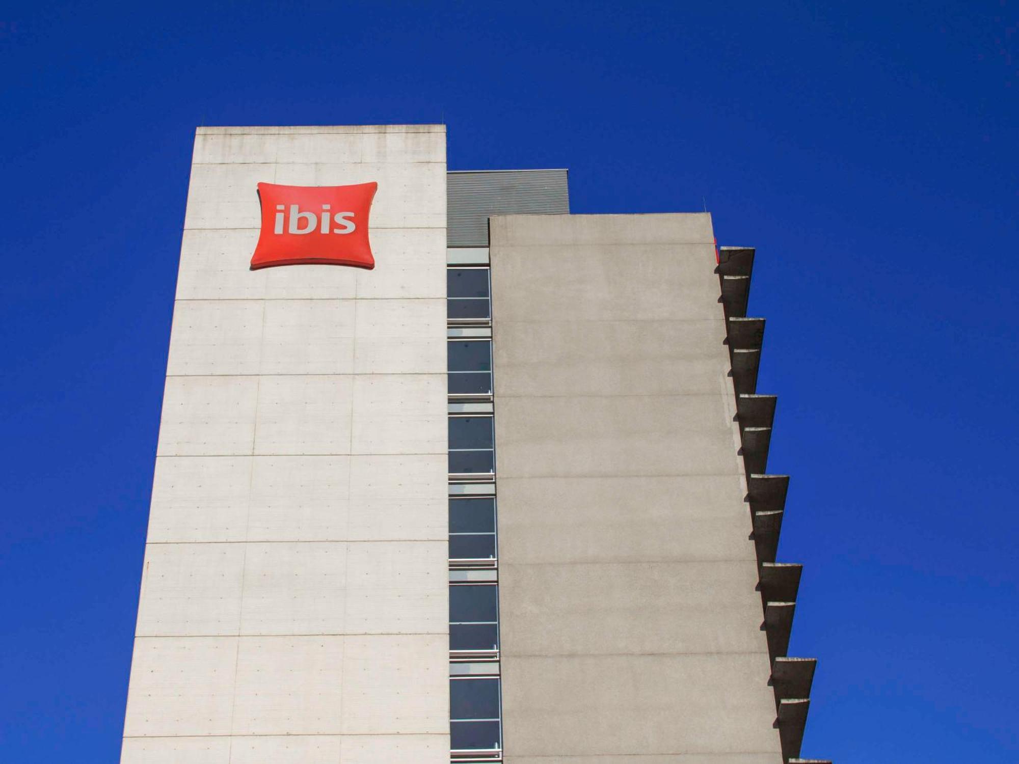 Ibis Medellin Ξενοδοχείο Εξωτερικό φωτογραφία