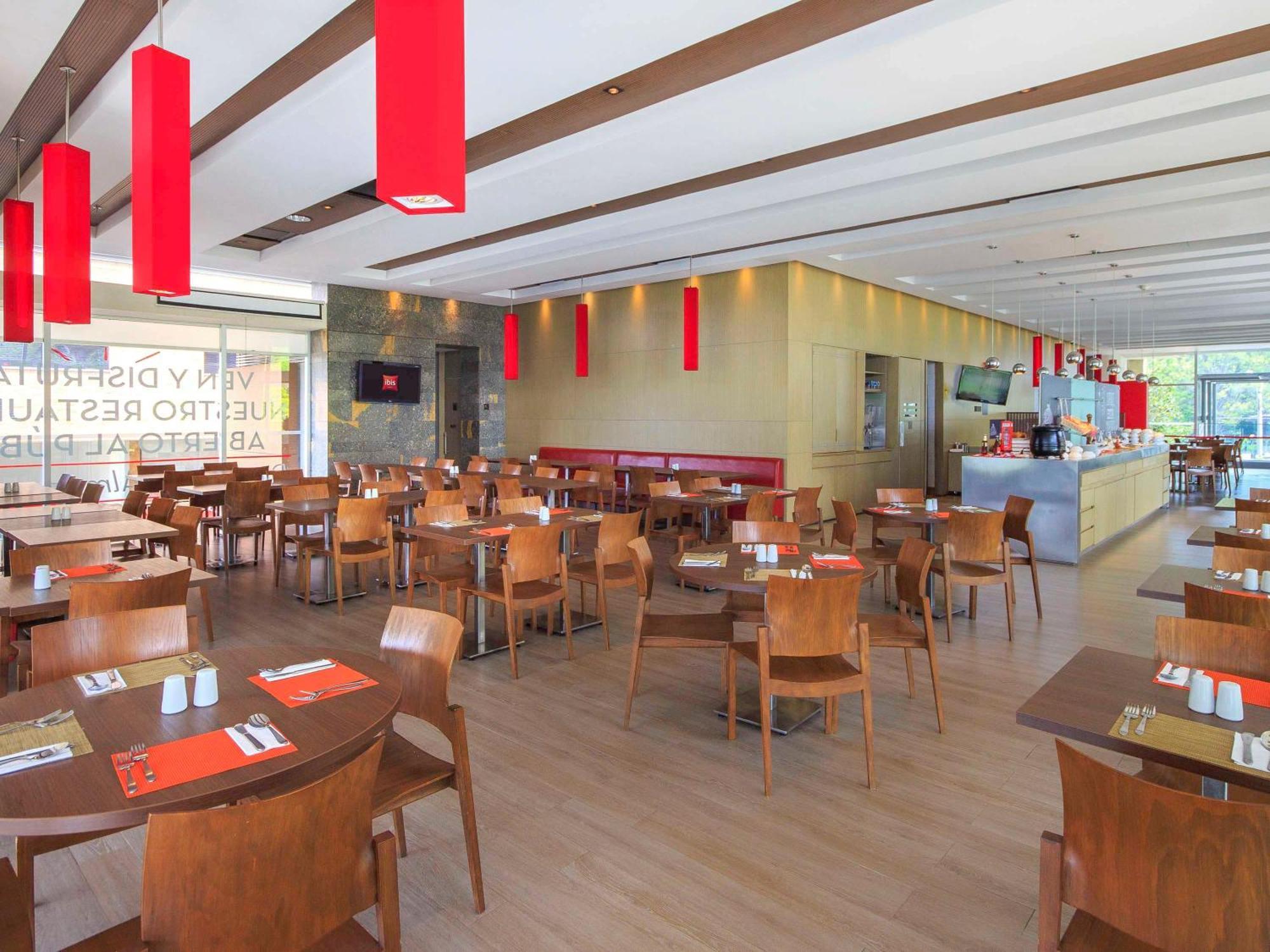 Ibis Medellin Ξενοδοχείο Εξωτερικό φωτογραφία