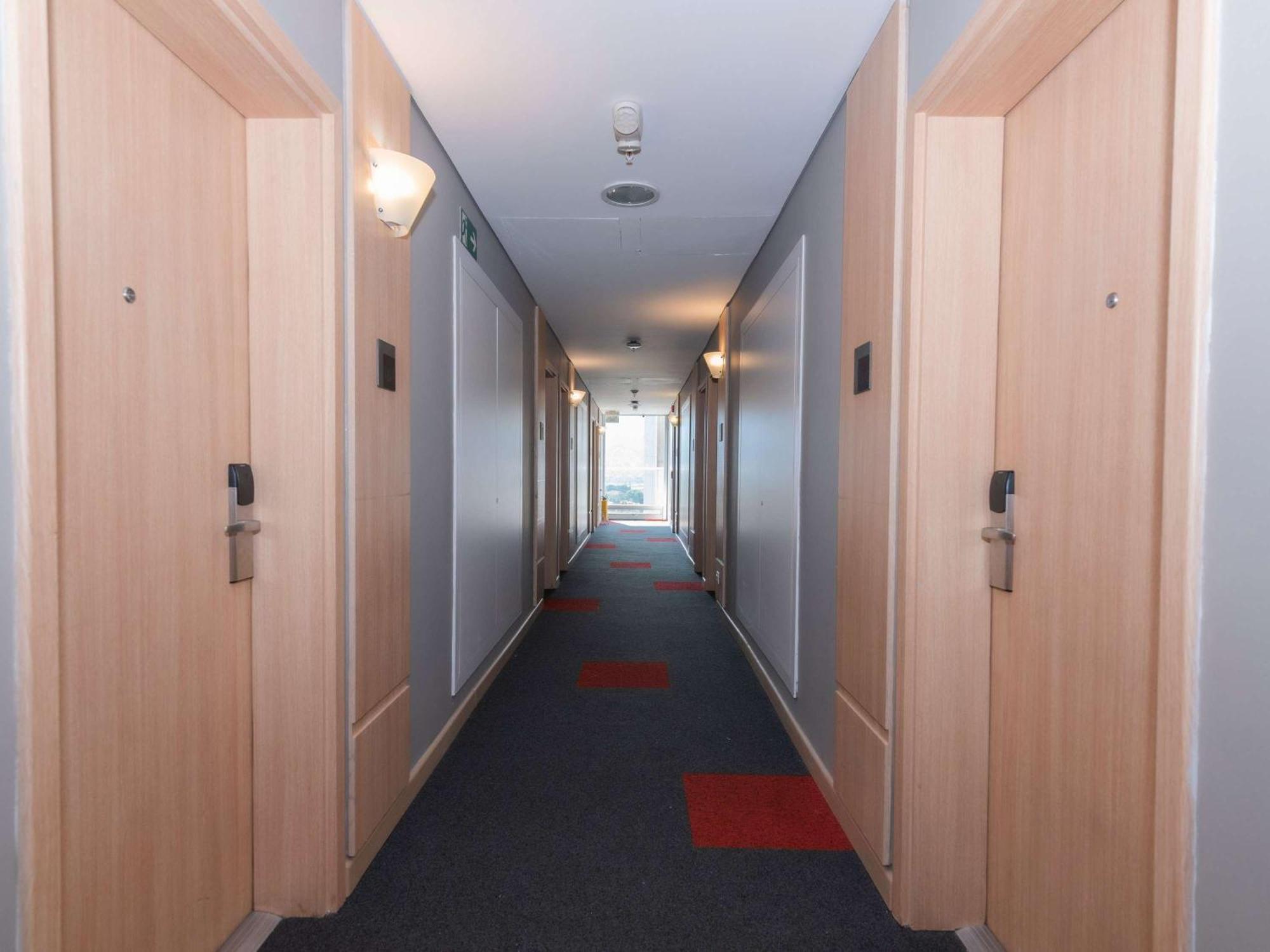Ibis Medellin Ξενοδοχείο Εξωτερικό φωτογραφία