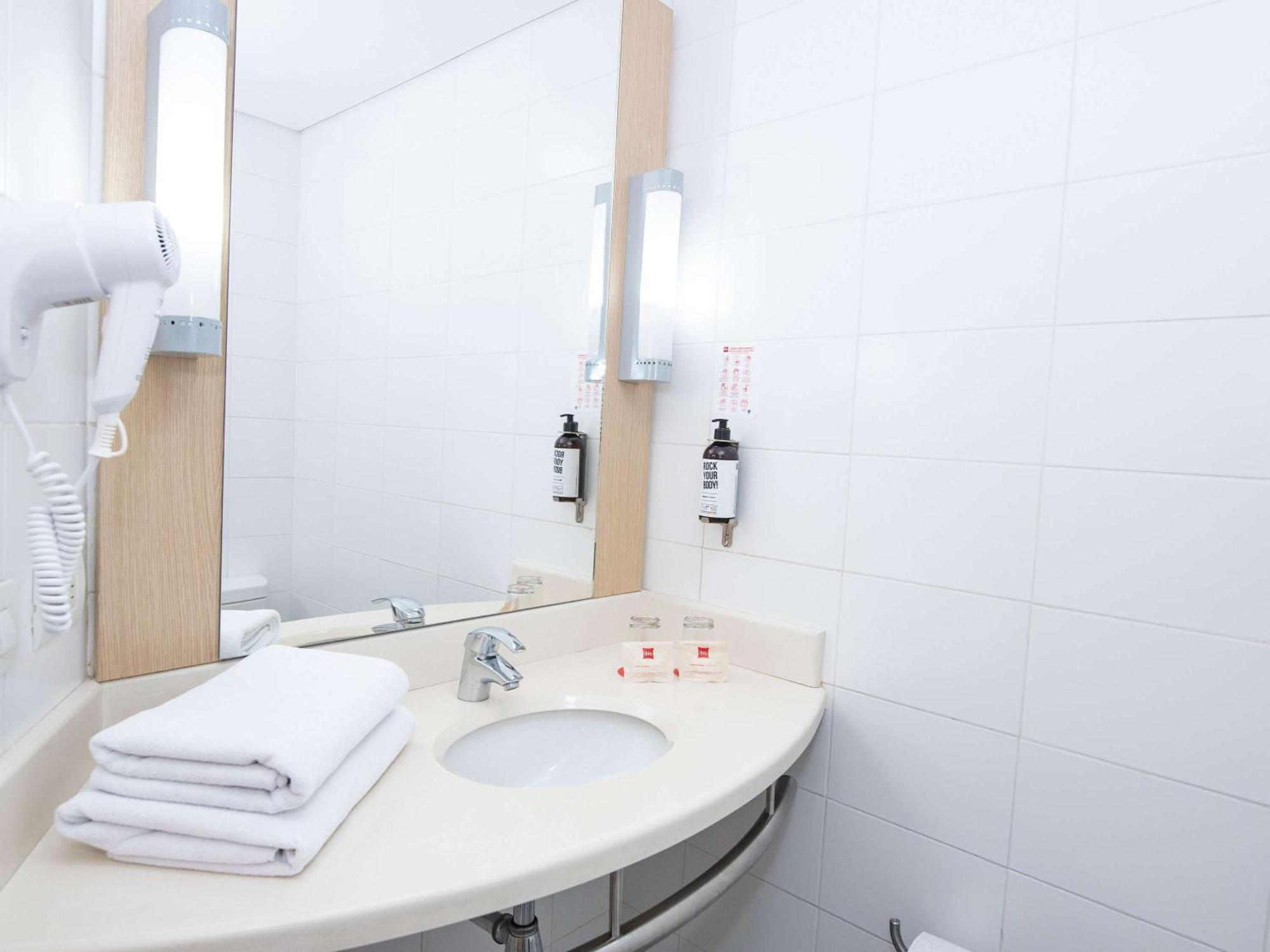 Ibis Medellin Ξενοδοχείο Εξωτερικό φωτογραφία