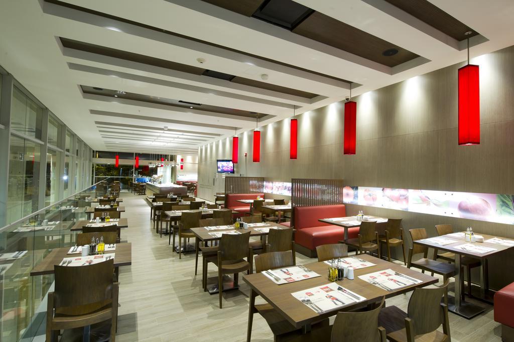 Ibis Medellin Ξενοδοχείο Εξωτερικό φωτογραφία